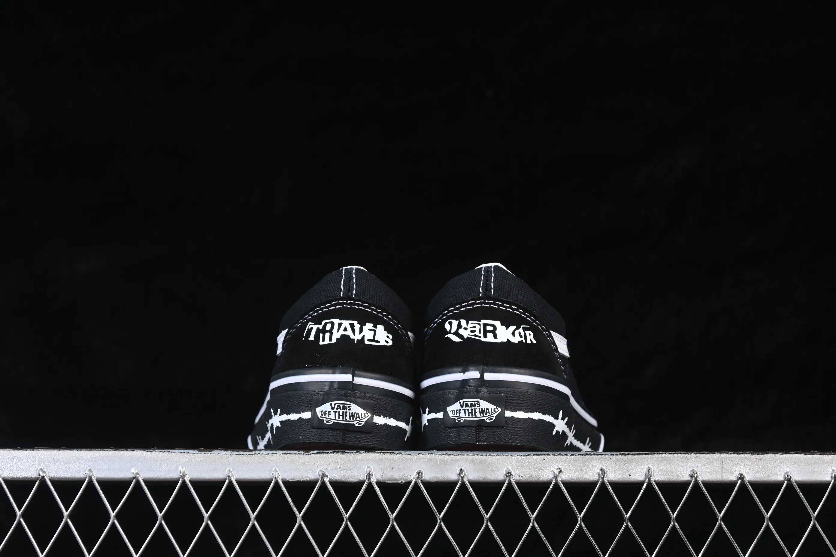 All categories Vans Vans series Vans Low Vans low-top Vans Old Skool high-end branch low-top casual sneakers VN0000E9TMCG